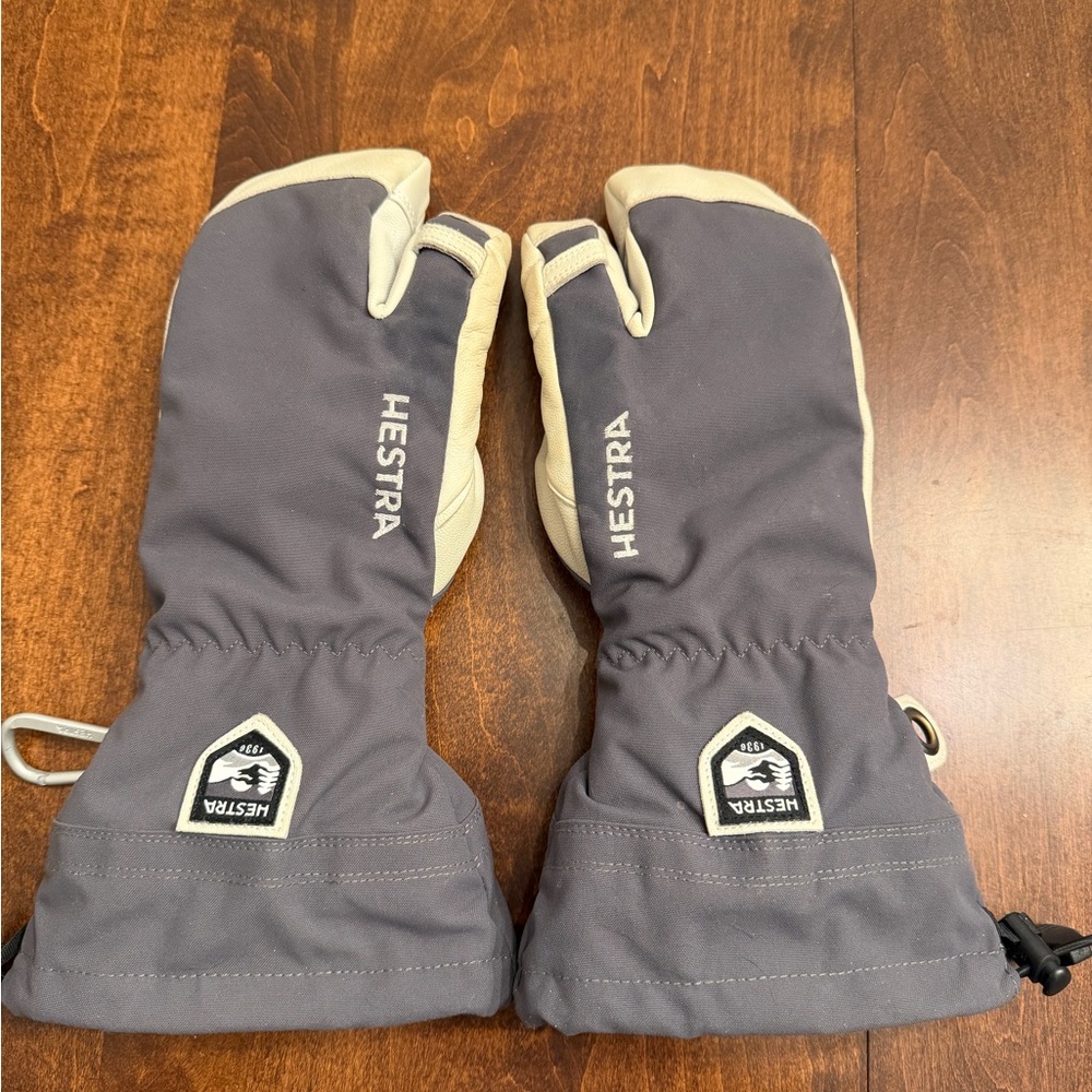 Hestra Heli 3-Finger Grey and Cream Gloves Size 7